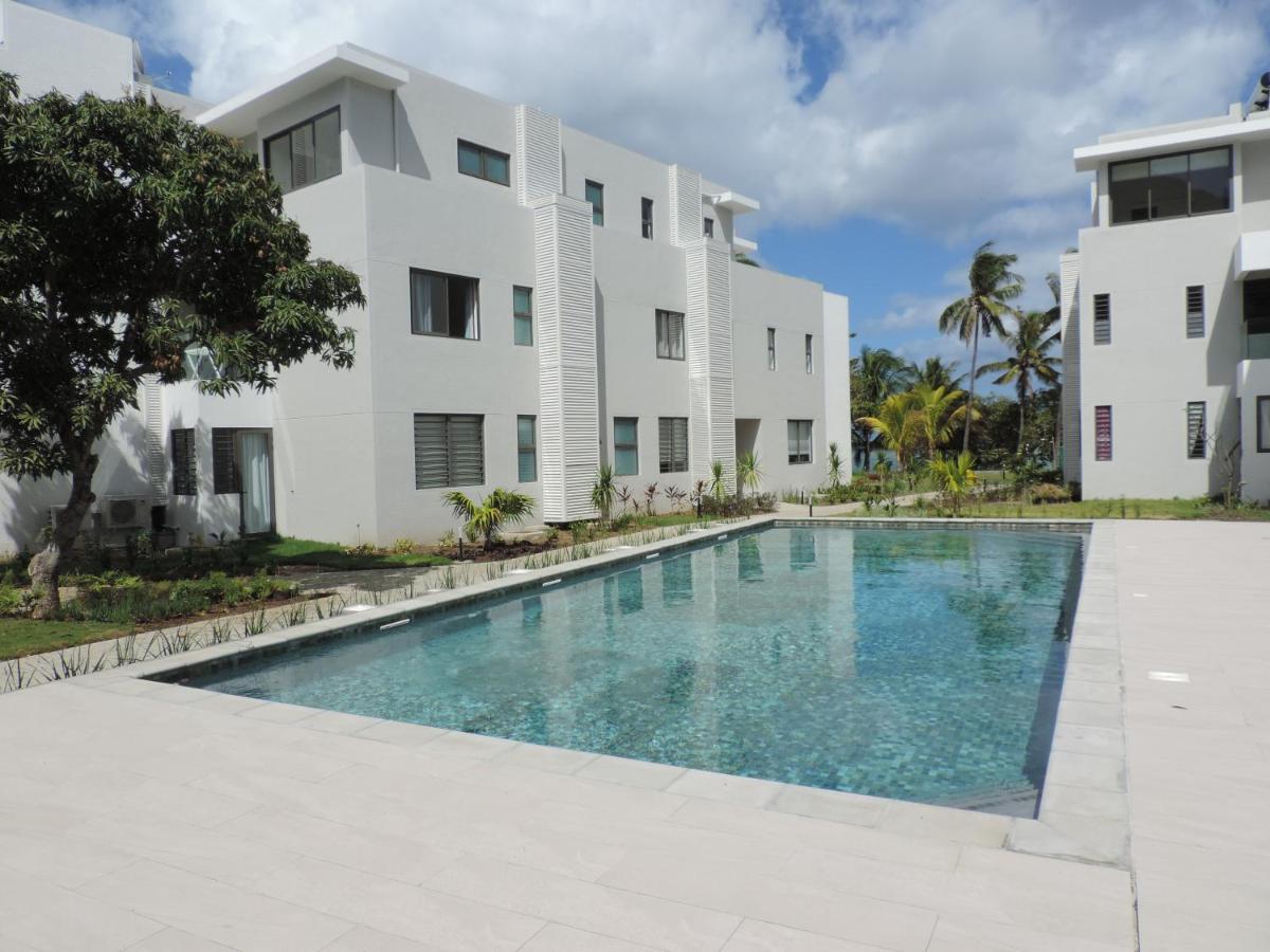 Caplage - Beachfront Ground Floor In Apartament